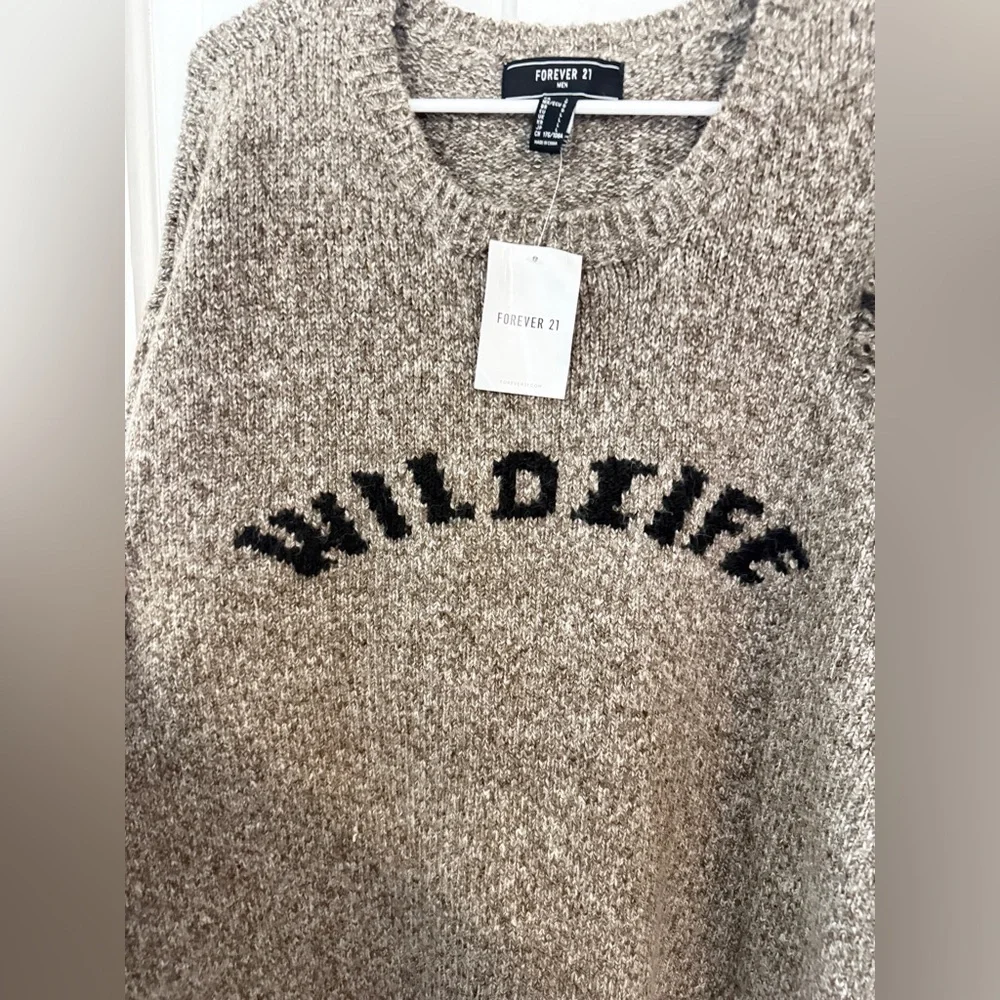 NWT Forever 21 Men's Tan/Brown Oversized Wildlife sweater size large